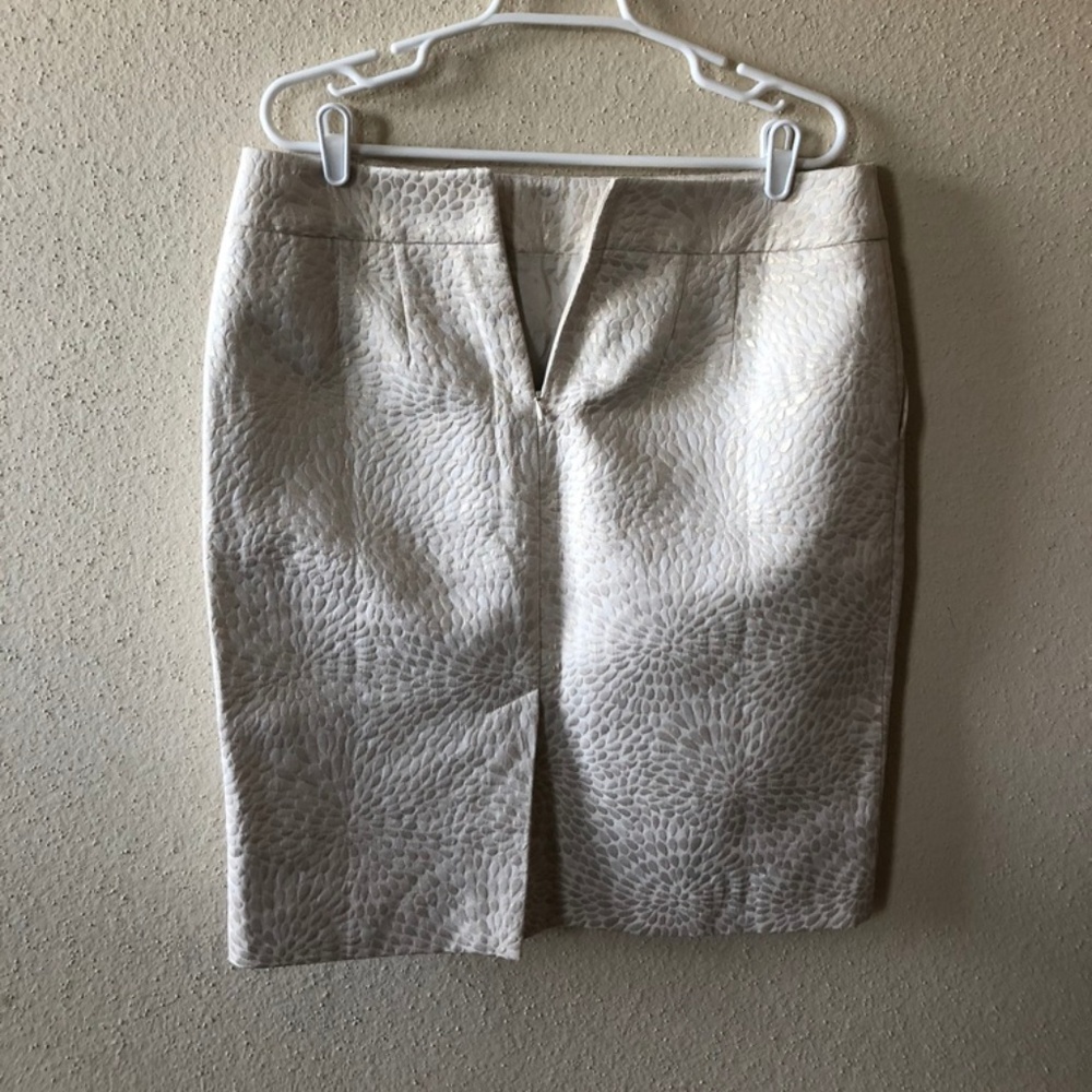 Women's Cream Skirt